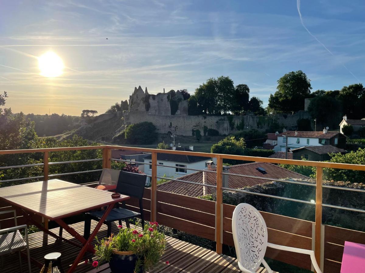 Les 3 Pigeons Hotel Bressuire Exterior foto